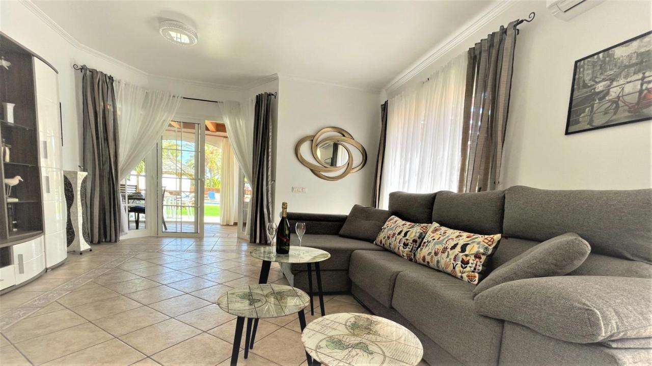 Chalet Amelie Antigua  Exterior foto